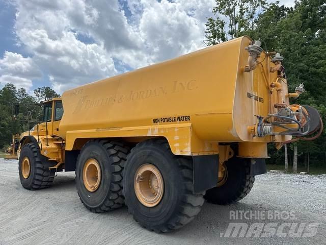 Volvo A40E Vízszállító teherautók