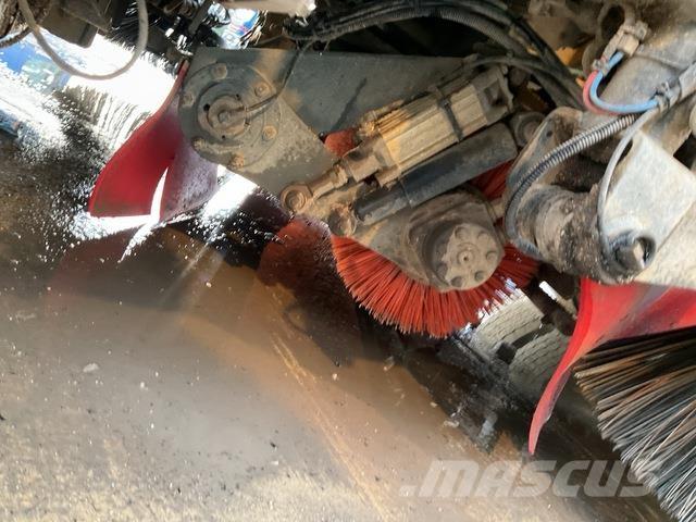 Volvo FH460 Utcaseprő teherautók