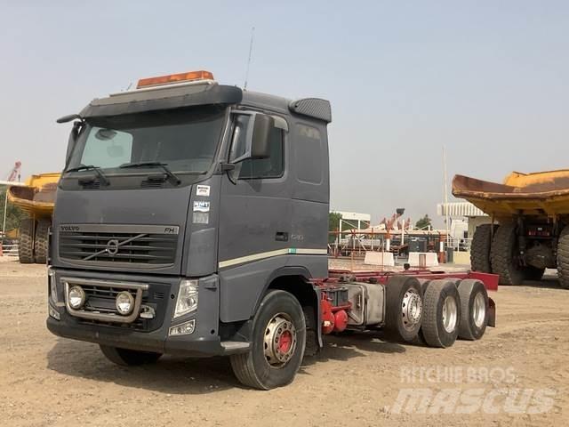 Volvo FH540 Fülkés alváz
