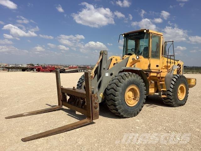 Volvo L110E Gumikerekes homlokrakodók