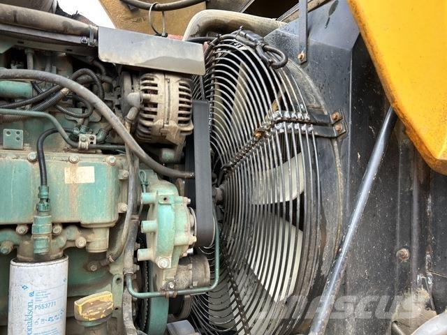Volvo L120GZ Gumikerekes homlokrakodók
