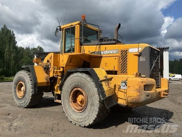 Volvo L180D Gumikerekes homlokrakodók