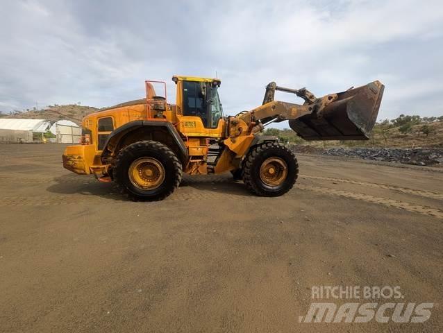 Volvo L180H Gumikerekes homlokrakodók