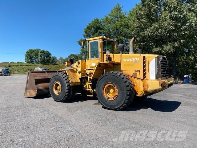 Volvo L220E Gumikerekes homlokrakodók