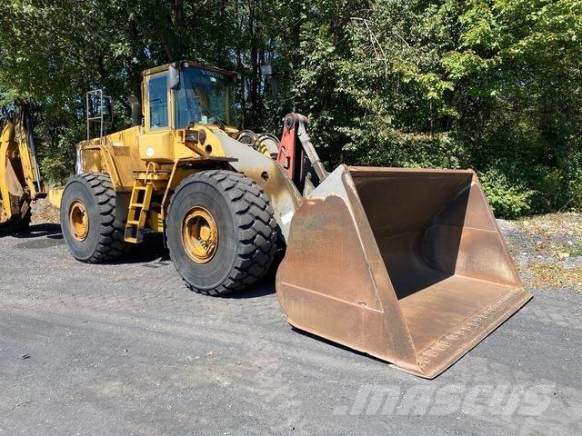 Volvo L220E Gumikerekes homlokrakodók
