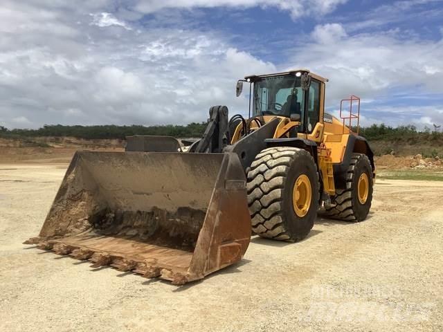 Volvo L220H Gumikerekes homlokrakodók