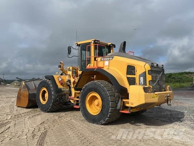 Volvo L260H Gumikerekes homlokrakodók