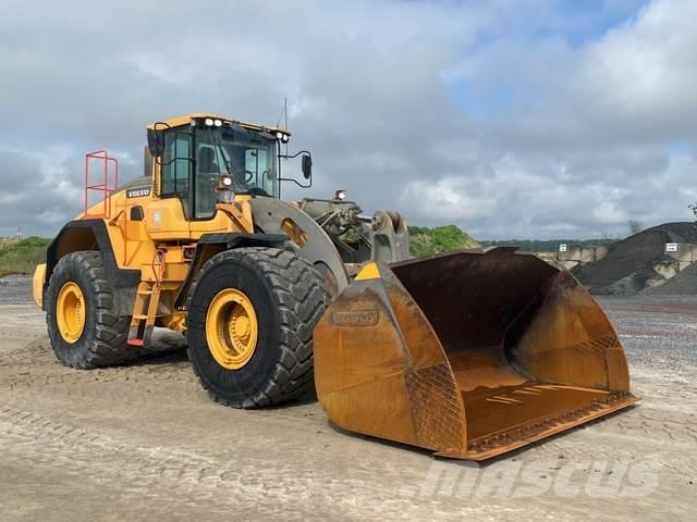 Volvo L260H Gumikerekes homlokrakodók