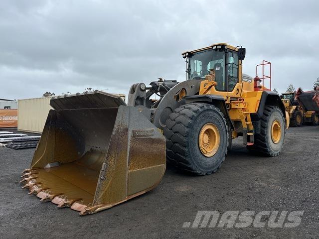 Volvo L260H Gumikerekes homlokrakodók