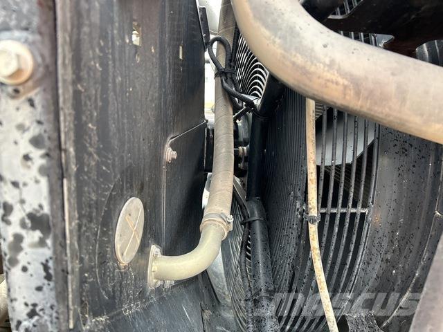 Volvo L260H Gumikerekes homlokrakodók