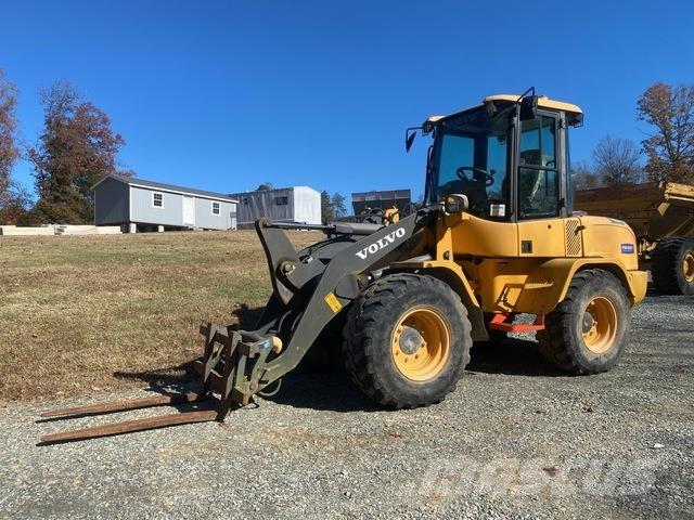 Volvo L35GS Gumikerekes homlokrakodók