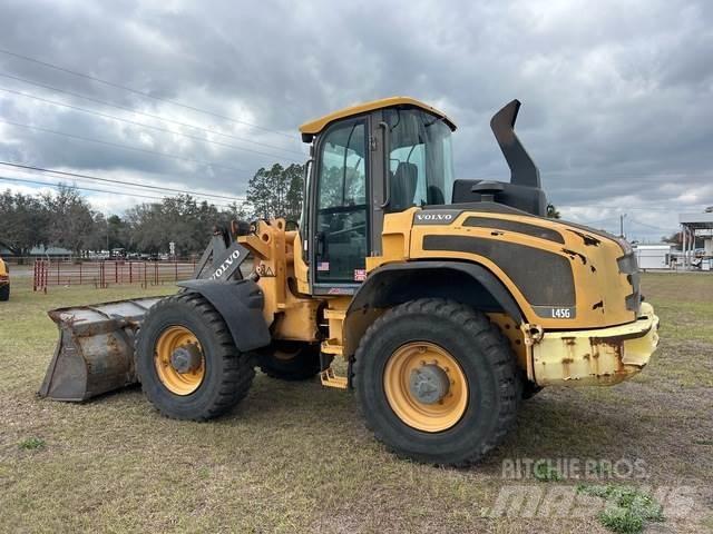 Volvo L45G Gumikerekes homlokrakodók