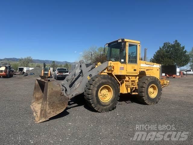 Volvo L70D Gumikerekes homlokrakodók