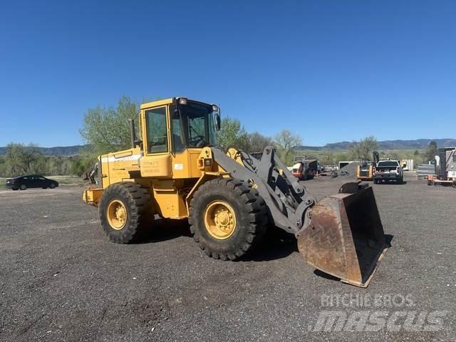 Volvo L70D Gumikerekes homlokrakodók