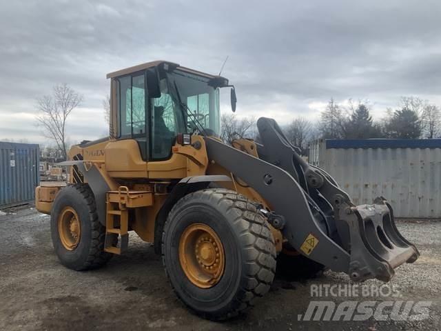 Volvo L90F Gumikerekes homlokrakodók