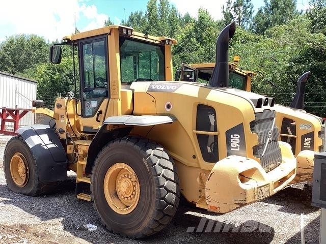 Volvo L90G Gumikerekes homlokrakodók