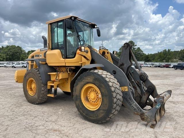 Volvo L90G Gumikerekes homlokrakodók