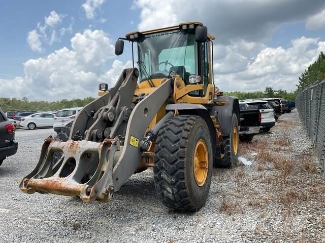 Volvo L90G Gumikerekes homlokrakodók