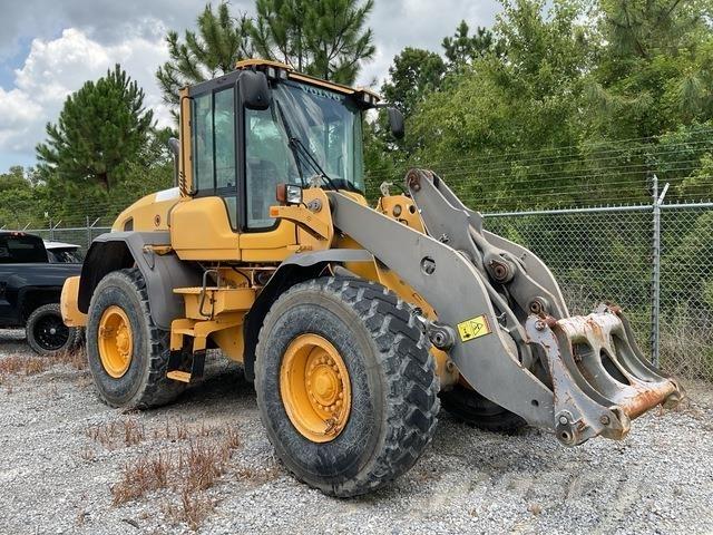Volvo L90G Gumikerekes homlokrakodók