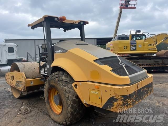 Volvo SD115B Egydobos hengerek