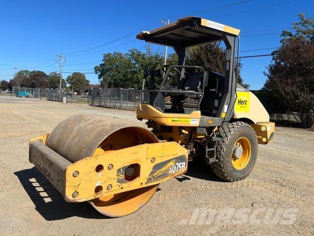 Volvo SD75B Egydobos hengerek