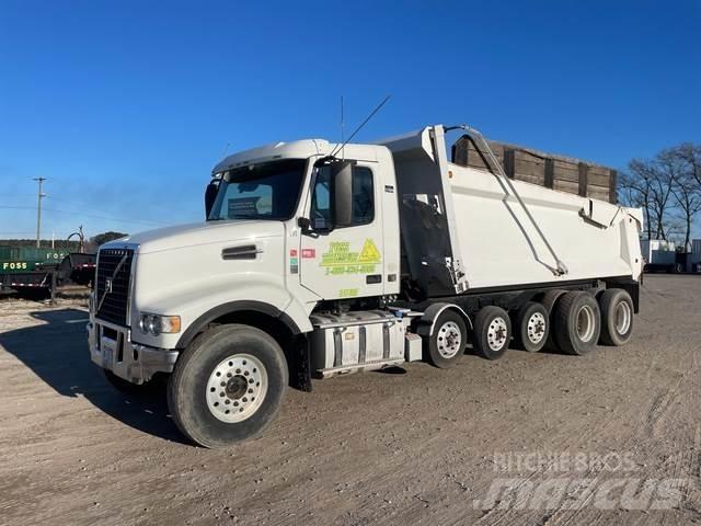 Volvo VHD Billenő teherautók
