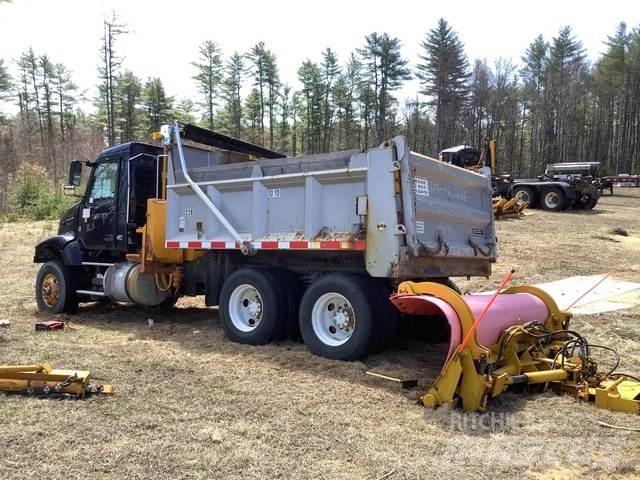 Volvo VHD Billenő teherautók