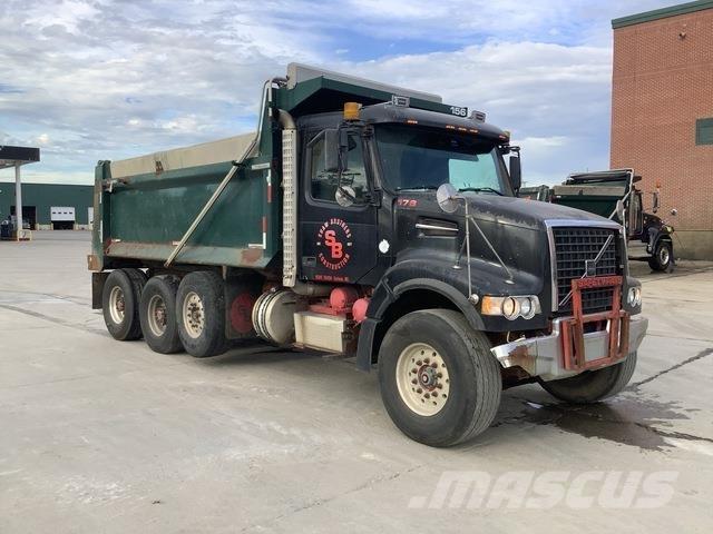 Volvo VHD84F Billenő teherautók