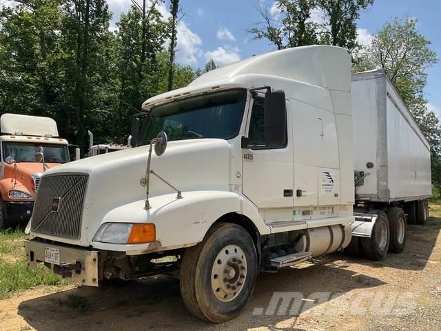 Volvo VNL Nyergesvontatók