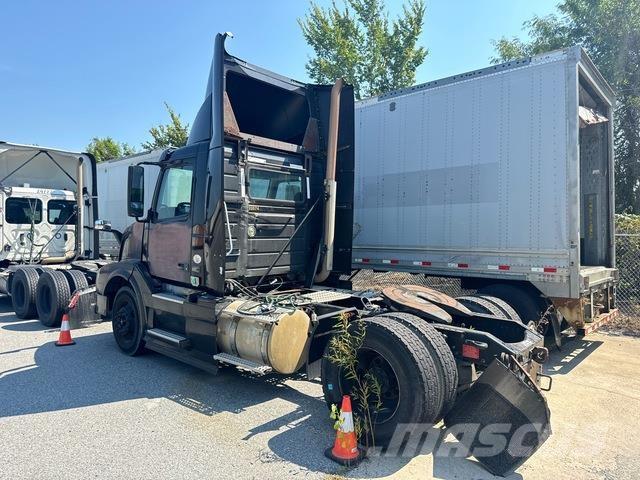 Volvo VNL Nyergesvontatók