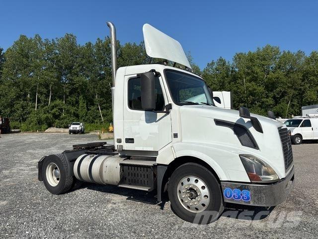 Volvo VNL Nyergesvontatók