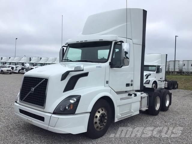 Volvo VNL Nyergesvontatók