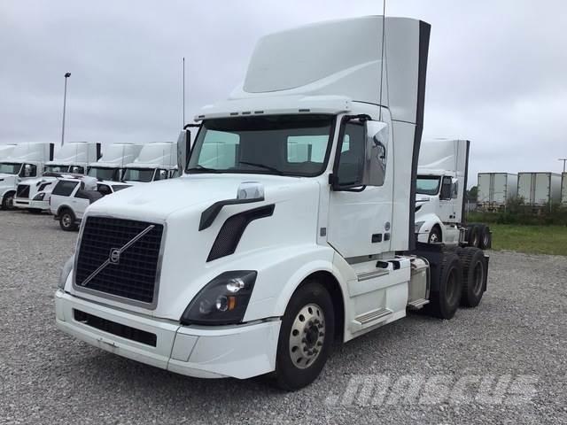 Volvo VNL Nyergesvontatók