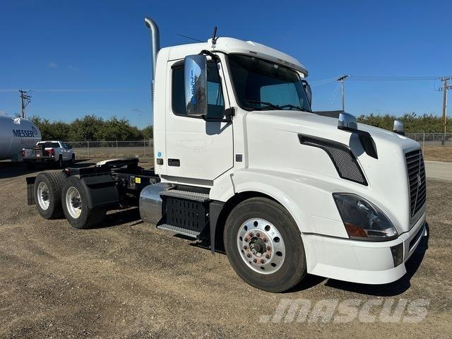 Volvo VNL Nyergesvontatók