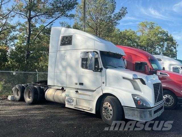 Volvo VNL Nyergesvontatók