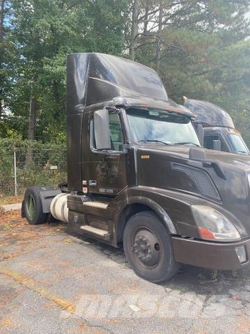 Volvo VNL Nyergesvontatók