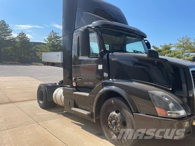 Volvo VNL Nyergesvontatók