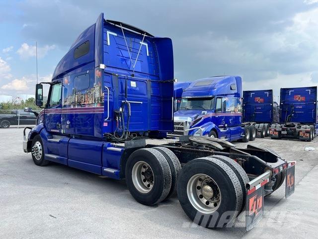 Volvo VNL760 Nyergesvontatók