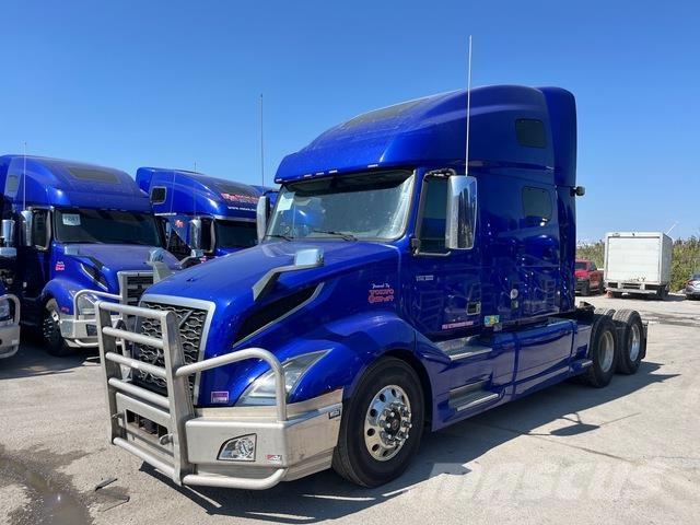 Volvo VNL760 Nyergesvontatók