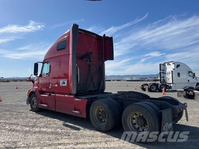 Volvo VNL780 Nyergesvontatók