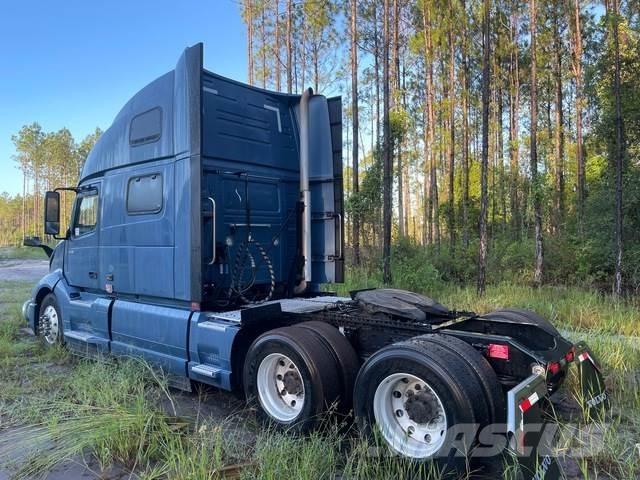 Volvo VNL860 Nyergesvontatók