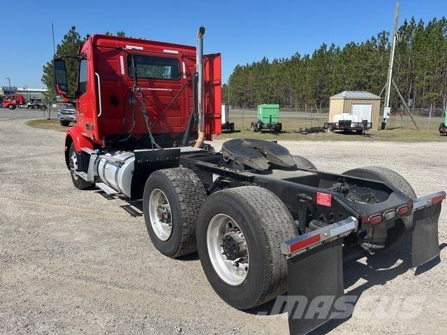 Volvo VNR Nyergesvontatók