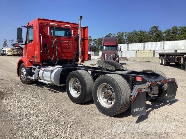 Volvo VNR Nyergesvontatók