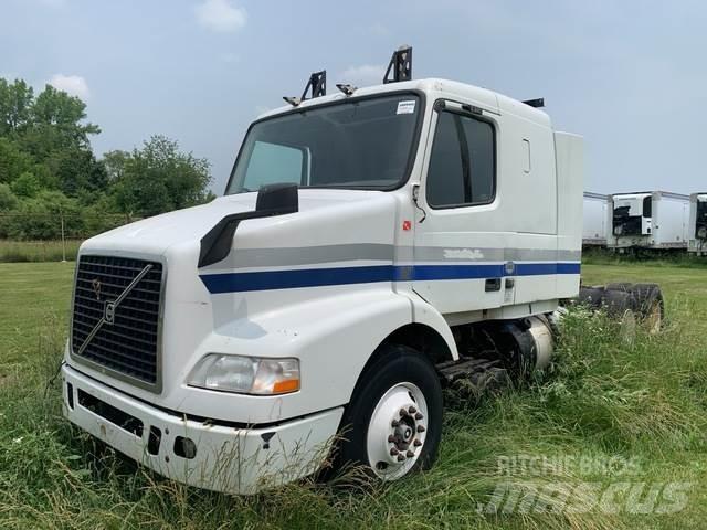 Volvo VNR64T Nyergesvontatók