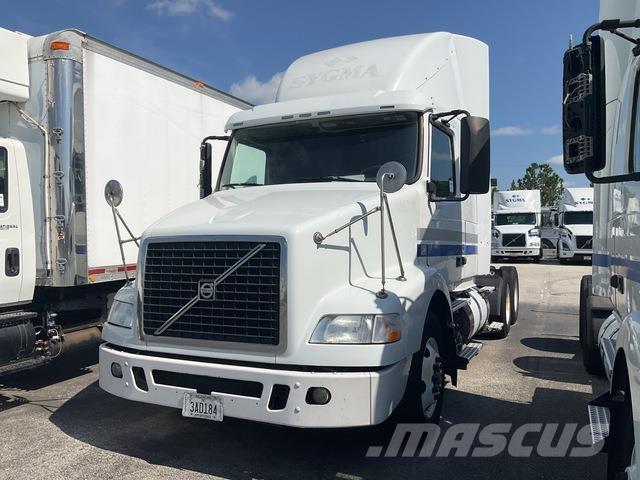 Volvo VNR64T Nyergesvontatók