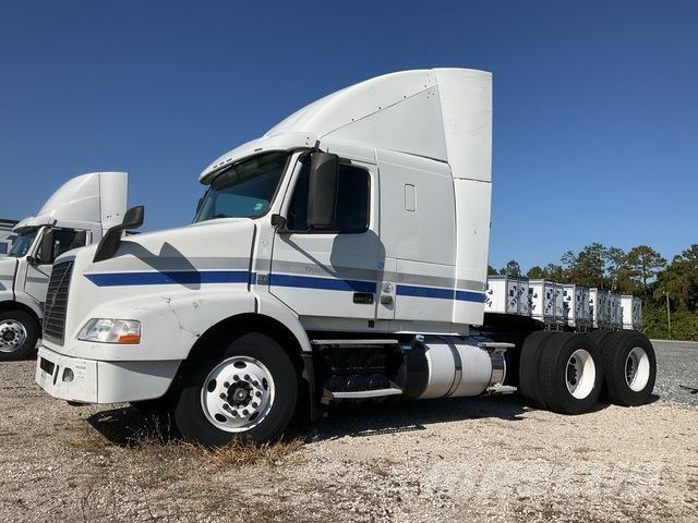 Volvo VNR64T Nyergesvontatók