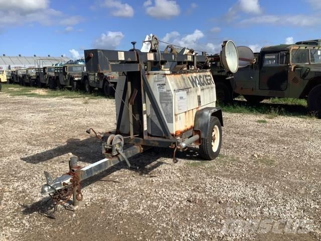Wacker LTC4C Fénytornyok