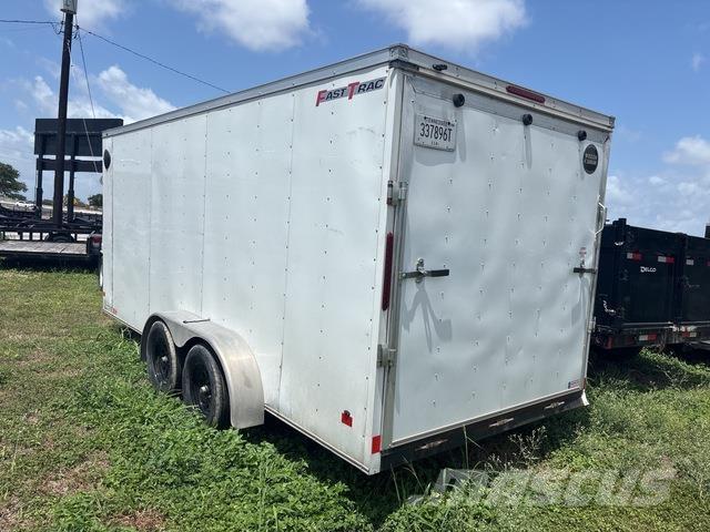 Wells Cargo  Dobozos pótkocsik