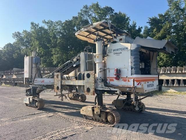 Wirtgen SP25i Beton terítőgépek