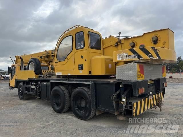 XCMG QY25K Terepdaruk